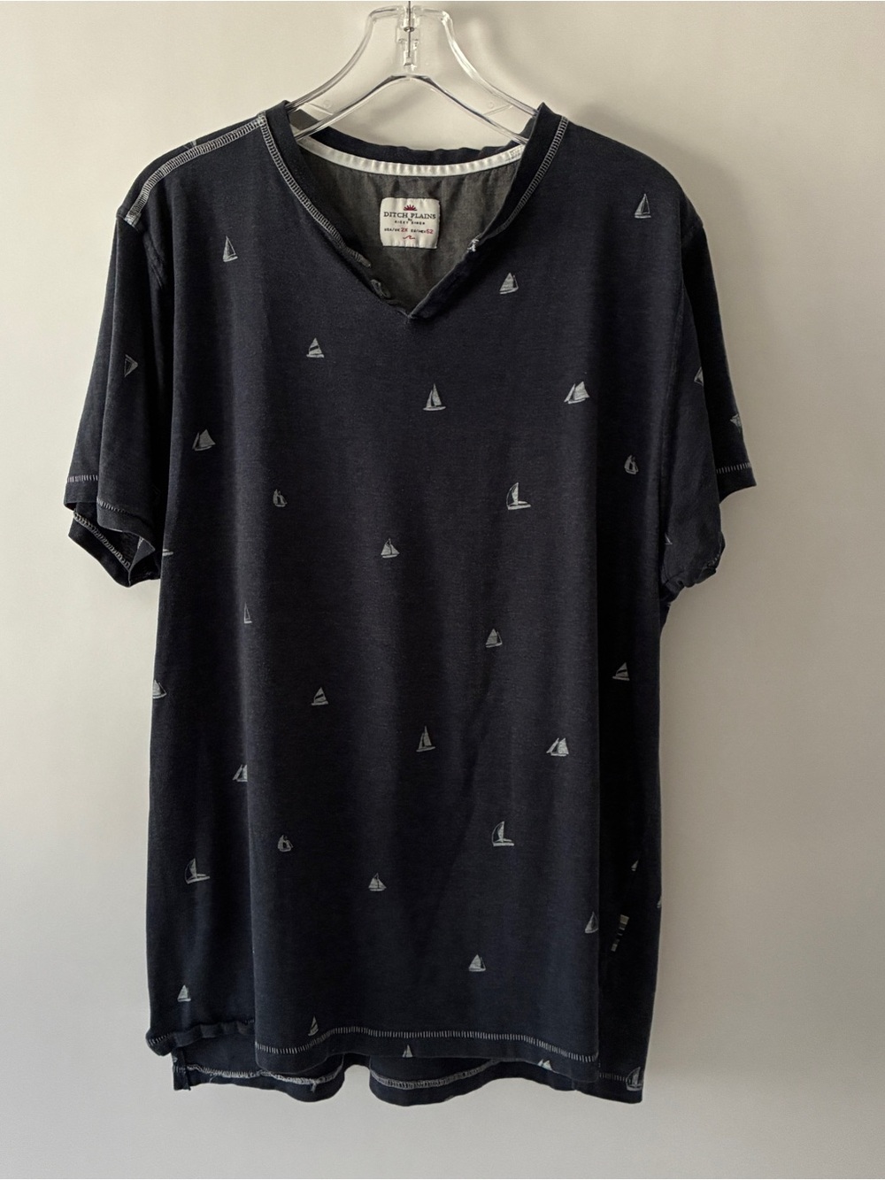 Ditch Plains Ricky Singh Men 2XL Sailboat AOP Henley 1-Button Knit Shirt Navy
